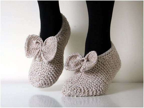 Strickschuhe mit Schnurrherren 08