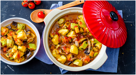 Gemüseeintopfkochrezept mit Auberginen und Zucchini, mit Kartoffeln 01