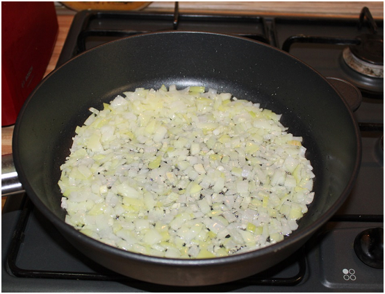 Gemüseeintopfkochrezept mit Auberginen und Zucchini, mit Kartoffeln 03