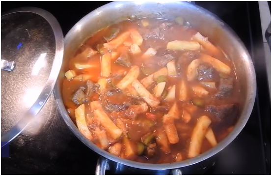 Rezept von Azu aus Rindfleisch mit salzigen Gurken, Kartoffeln und anderen Zutaten 05