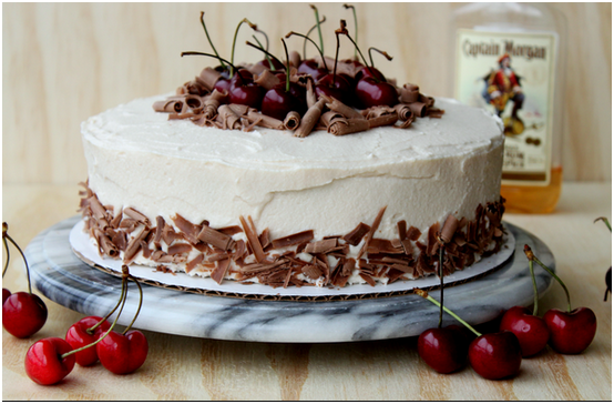 Wie man Kuchen kocht «Betrunkene Kirsche»: Rezepte und Videostunden 01