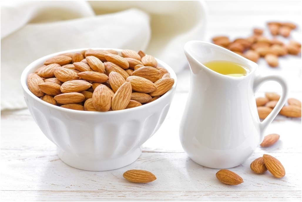 Almond Face Oil: Verwendung von Falten und anderen Problemen? Bewertungen von Öl von Mandelmuttern 01