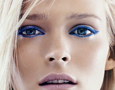 Blaues Augen-Make-up 02