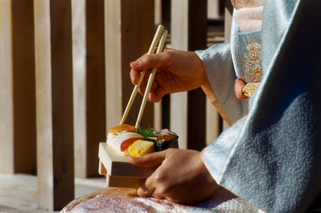 Wie man Essstäbchen isst? Namen der Stöcke für Sushi-, Nutzungs- und Etikettenregeln 03