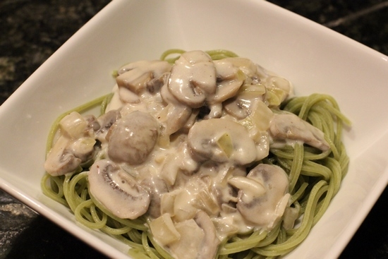 Wie man Sahnesauce für Spaghetti kocht: Rezepte mit Fotos 14