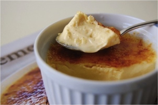 Creme-BRUAL: Rezepte mit Fotos. Wie man Dessert-Sahne Brule kocht? 01