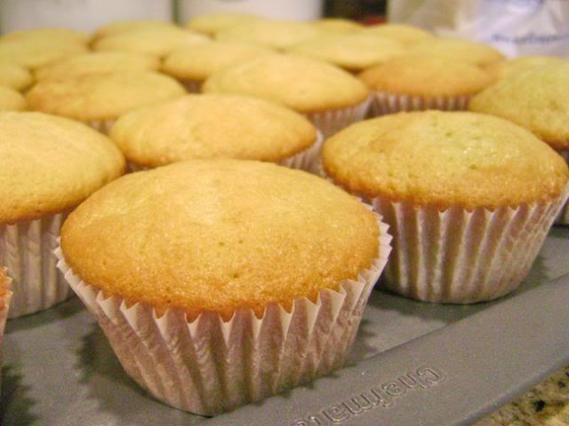 Muffins auf Kefir: Wie man kocht? Schnelle Backrezepte 01