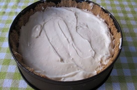 Creme für Kuchen aus Mascarpone-Käse: Rezepte mit Fotos 16