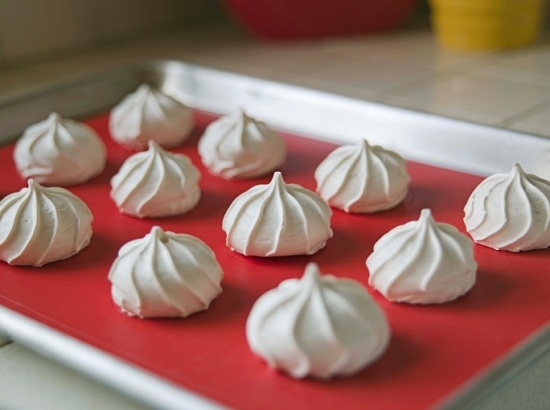 Rezept-Meringue im Ofen: Vorbereiten des exquisiten Desserts zu Hause 01