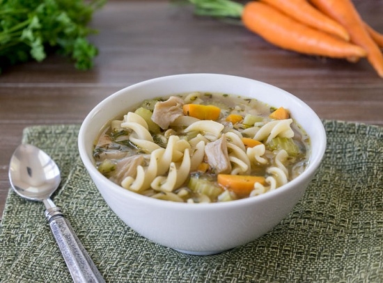 Wie man Pilze kocht? Rezepte zur Kochsuppe, geröstet und mit Pilzkartoffeln gebacken 09