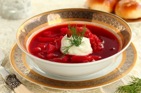 Wie man Red Borsch mit Rüben in Ukrainisch kocht: Eine Auswahl der besten Rezepte 02