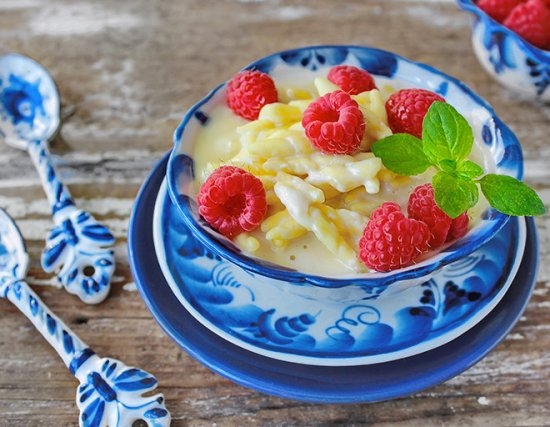 Milchsuppe mit Vermicelline - leckeres und nützliches Frühstück. Eine Auswahl der besten Rezepte 07