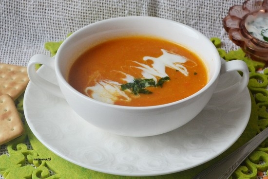 Suppe aus gewöhnlichen, roten, grünen Linsen: Rezepte für jeden Geschmack 06