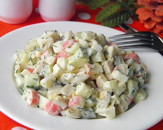 Tintenfischsalat mit Gurke und Ei: Rezepte der leckersten Snacks 05