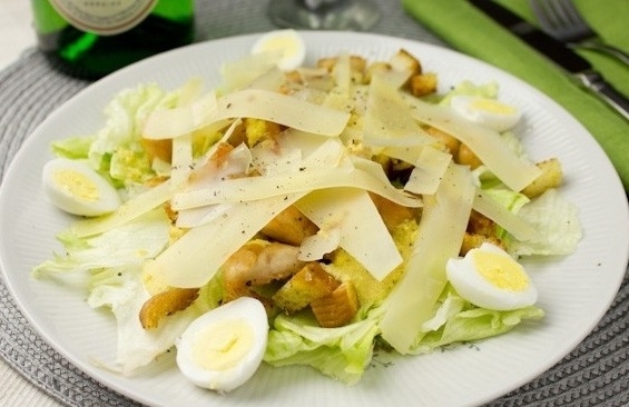 Caesar-Salat mit Pekingkohl 02