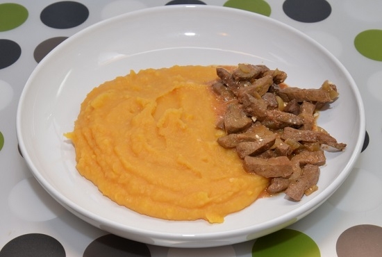 Erbsenbrei in Multicooker «Polaris»: Rezepte zum Kochen eines köstlichen und nützlichen Frühstücks mit einem Foto 02