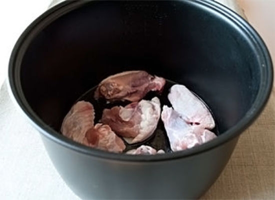 Huhn in einem langsamen Kocher mit Buchweizen: die besten Rezepte eines köstlichen Gerichts 03