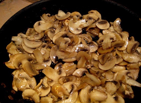 Huhn in einem langsamen Kocher mit Buchweizen: die besten Rezepte eines köstlichen Gerichts 05