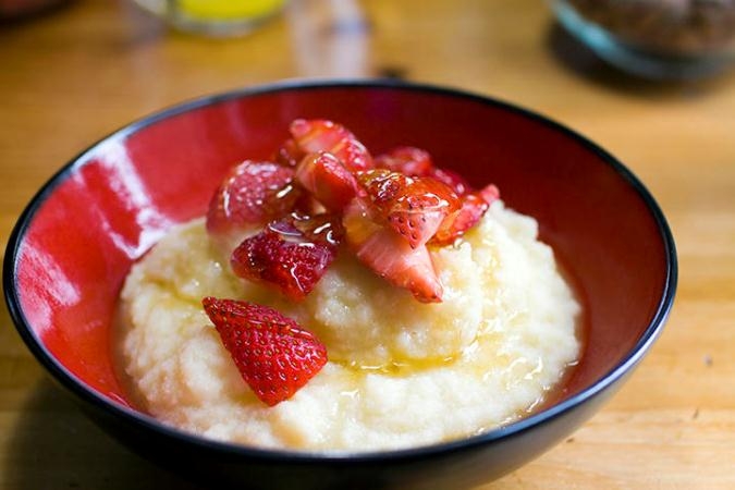 Manna Brei in Multicooker: Rezepte. Wie man Grießbrei in einem langsamen Kocher kocht? 03