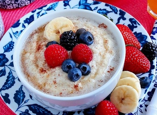 Haferflocken in einem langsamen Kocher: Die besten Rezepte zum Kochen von Wasser und Milch 02