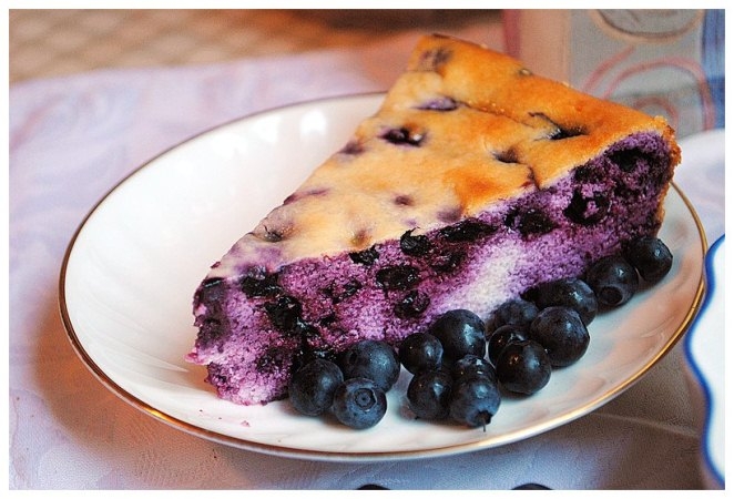 Kuchen mit Blaubeeren in einem langsamen Kocher: Rezepte. Wie man Kuchen mit Blaubeeren kocht? 02