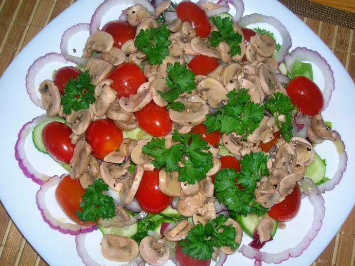 So reinigen Sie Champignons vor dem Kochen, und müssen Sie sie vorprozessen? 03