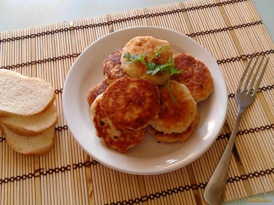 Wie kocht man köstliche, saftige, üppige Hühnchenhackfleisch: beste Rezepte 09