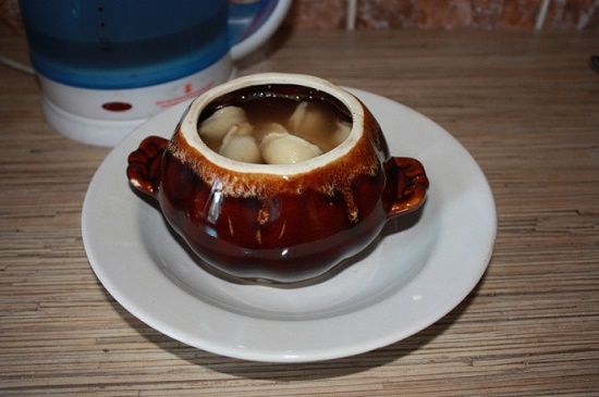 Wie man Knödel in einer Mikrowelle mit Wasser und an Sauerrahm kocht? 04