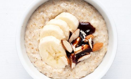 Wie man köstliche Haferflocken auf Milch kocht? Kalorien- und andere Eigenschaften von Milch Hercules Brei 07