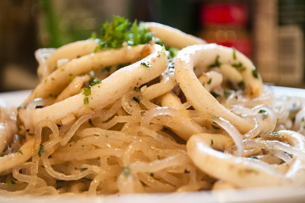 Wie braten Sie Squid?? Wie braten Sie Squid mit Zwiebeln: köstliches Rezept 06