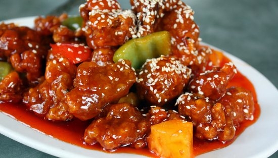 Huhn in süßsüßer Sauce auf Chinesisch: Eine Auswahl der besten Rezepte mit einem Foto 01