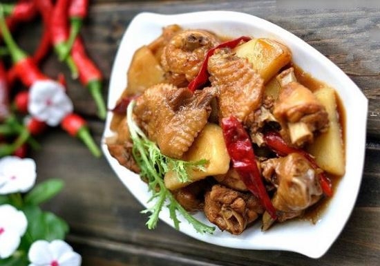 Huhn in Bier: Rezepte zum Kochen würziger Gerichte im Backofen 04