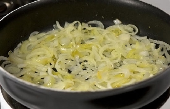 Omelett mit Zucchini: Kochen Rezepte im Backofen und Multicooker 03