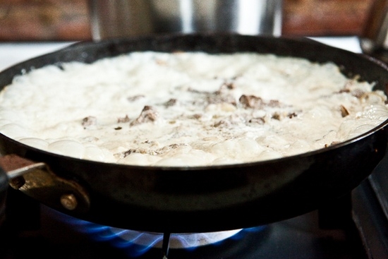 Stroganovsky-Leber: Klassisches Rezept und Variationen 06