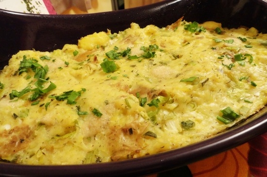 Fische in dem Ofen mit Kartoffeln gebacken. Wie lecker backen roten und weißen Fisch, Filet? 08