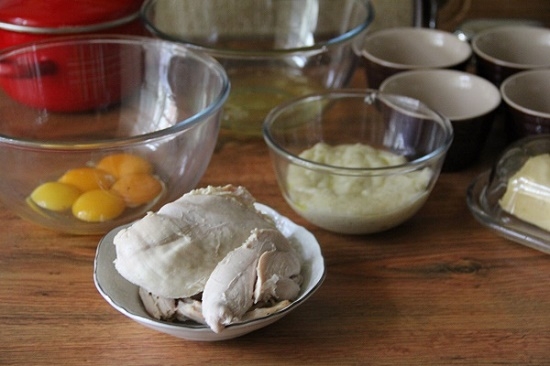 Souffle von Huhn, wie im Kindergarten: Rezepte eines sanften und exquisiten Gerichts 04