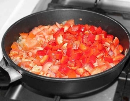 Fleischbällchen in Tomatensauce: Rezepte zum Kochen und Multicooker 08