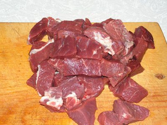 Eintopf Rindfleisch mit Soße, köstlicher Gulasch vom Rindfleisch mit Soße - Rezepte mit Fotos 06