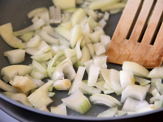 Eintopf Rindfleisch mit Soße, köstlicher Gulasch vom Rindfleisch mit Soße - Rezepte mit Fotos 07