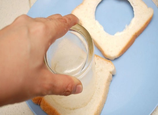 Spiegeleier in Brot und Brötchen zum Frühstück: Eine Auswahl der besten Rezepte 04