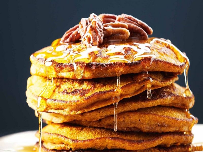 Wie man Pfannkuchen auf Milch kocht? Traditionelle Rezepte 09