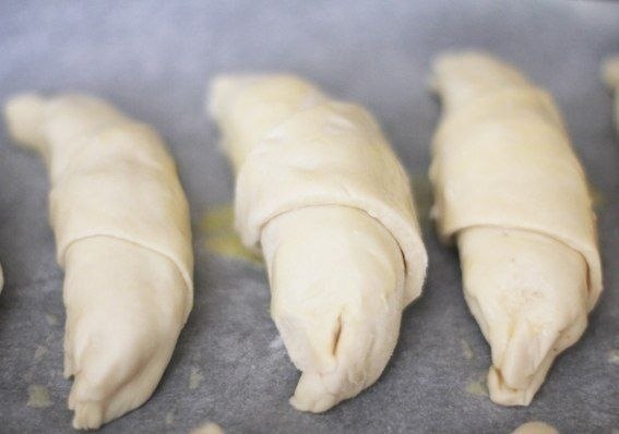 Croissants zu Hause. Wie man köstliche Croissants kocht? 04