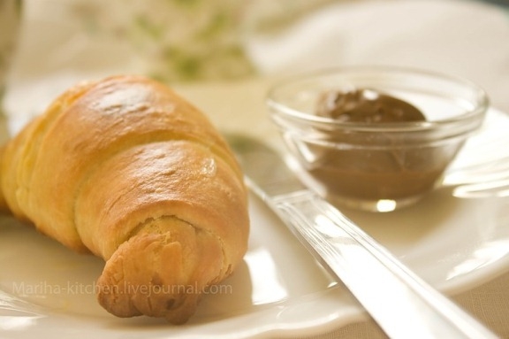 Croissants aus Blätterteig 07