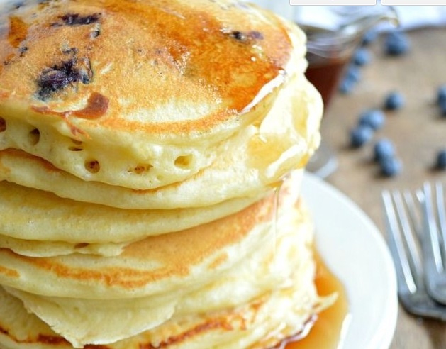 Fritters auf Wasser üppig ohne Hefe - Einfaches Rezept zum Kochen ohne Eier 07