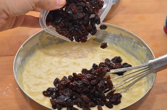 Kaprezept mit Rosinen im Ofen, oder wie man ein köstliches Dessert backen kann? 07