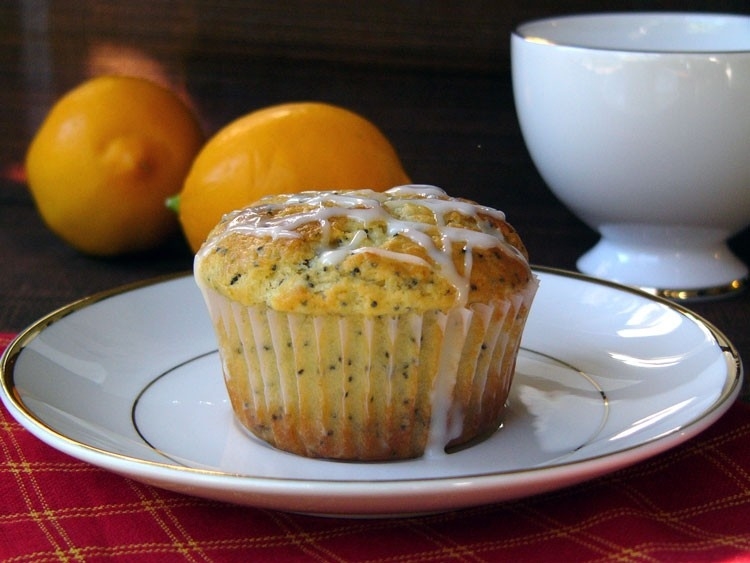 Rezept für Cupcakes in Formen. Mehrere Optionen zum traditionellen Backen 05