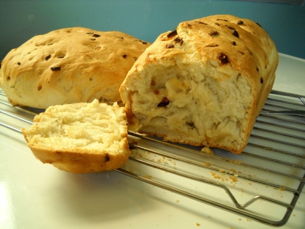 Rezepte für Breadmaker Mulinex. Vorbereitung des einfachen und originellen Backens 01