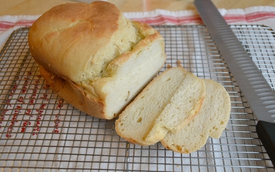 Rezepte des Tragbrots für Brotmacher. So machen Sie ein Lot und backen Sie Brot ohne Hefe zu Hause? 08