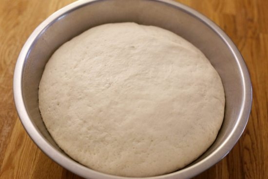 Wie man einen Cookie-Teig für Pasteten im Backofen und Brotmacher kocht? 09