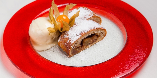 Hauchteigstrudel mit Äpfeln - Schritt-für-Schritt-Rezept mit Fotos 01